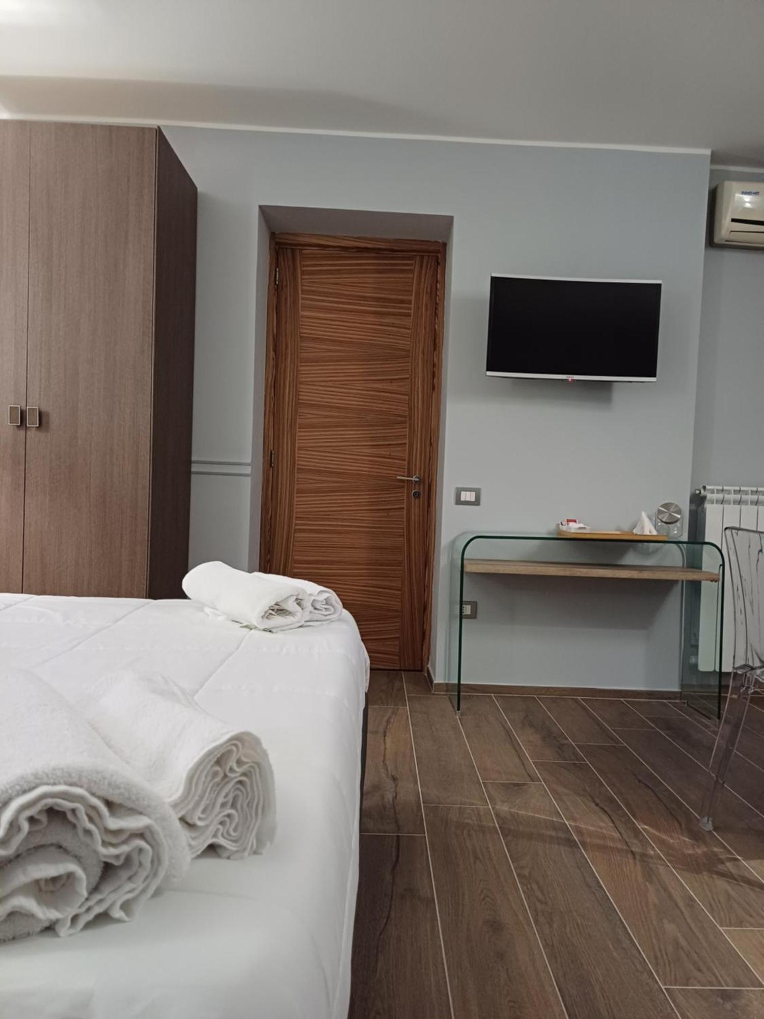 Bed & Breakfast Idomeneo 63 Лечче Экстерьер фото