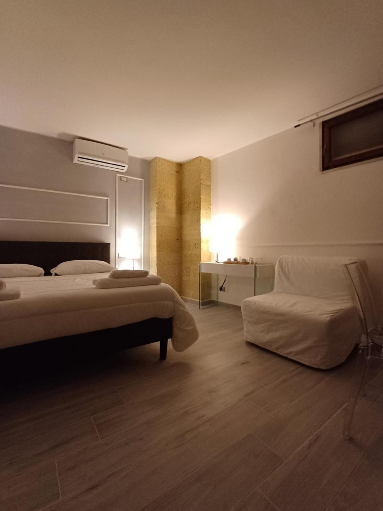 Bed & Breakfast Idomeneo 63 Лечче Экстерьер фото